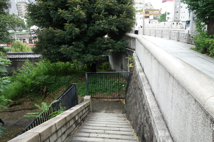 a0287336_1373981.jpg