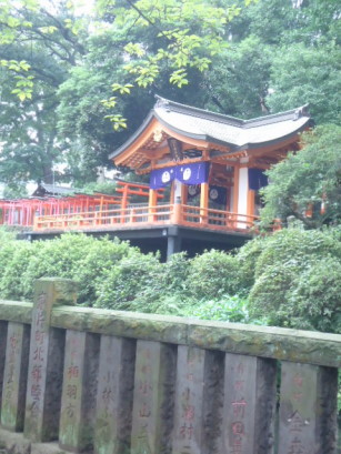e0029472_2334017.jpg