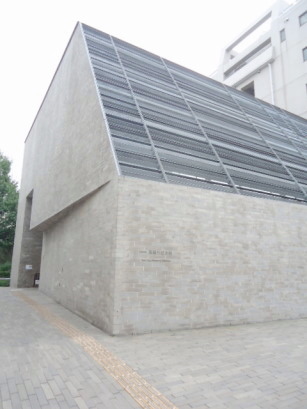 e0029472_2381031.jpg