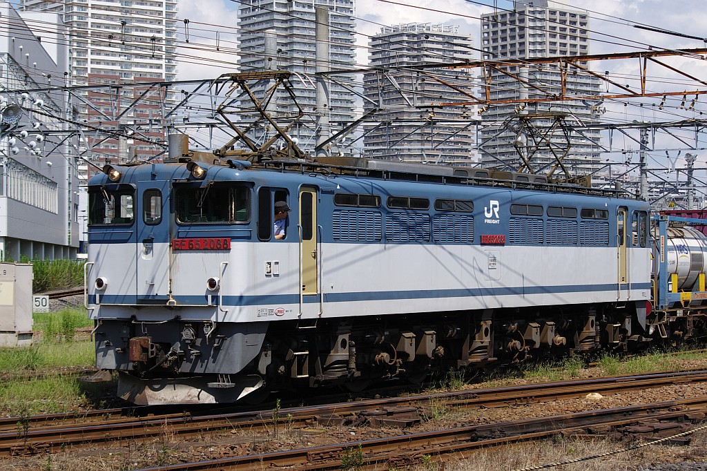 f0203926_22392150.jpg