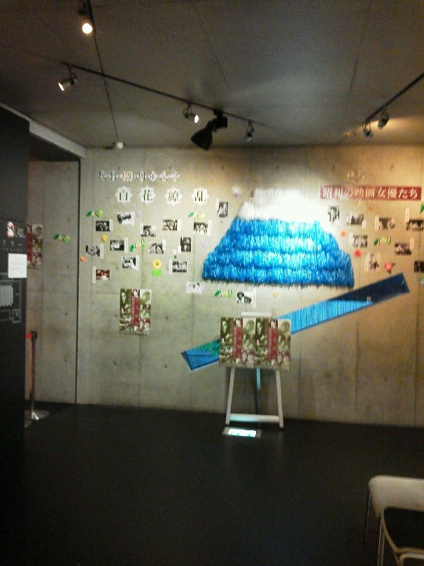 b0031140_22373621.jpg