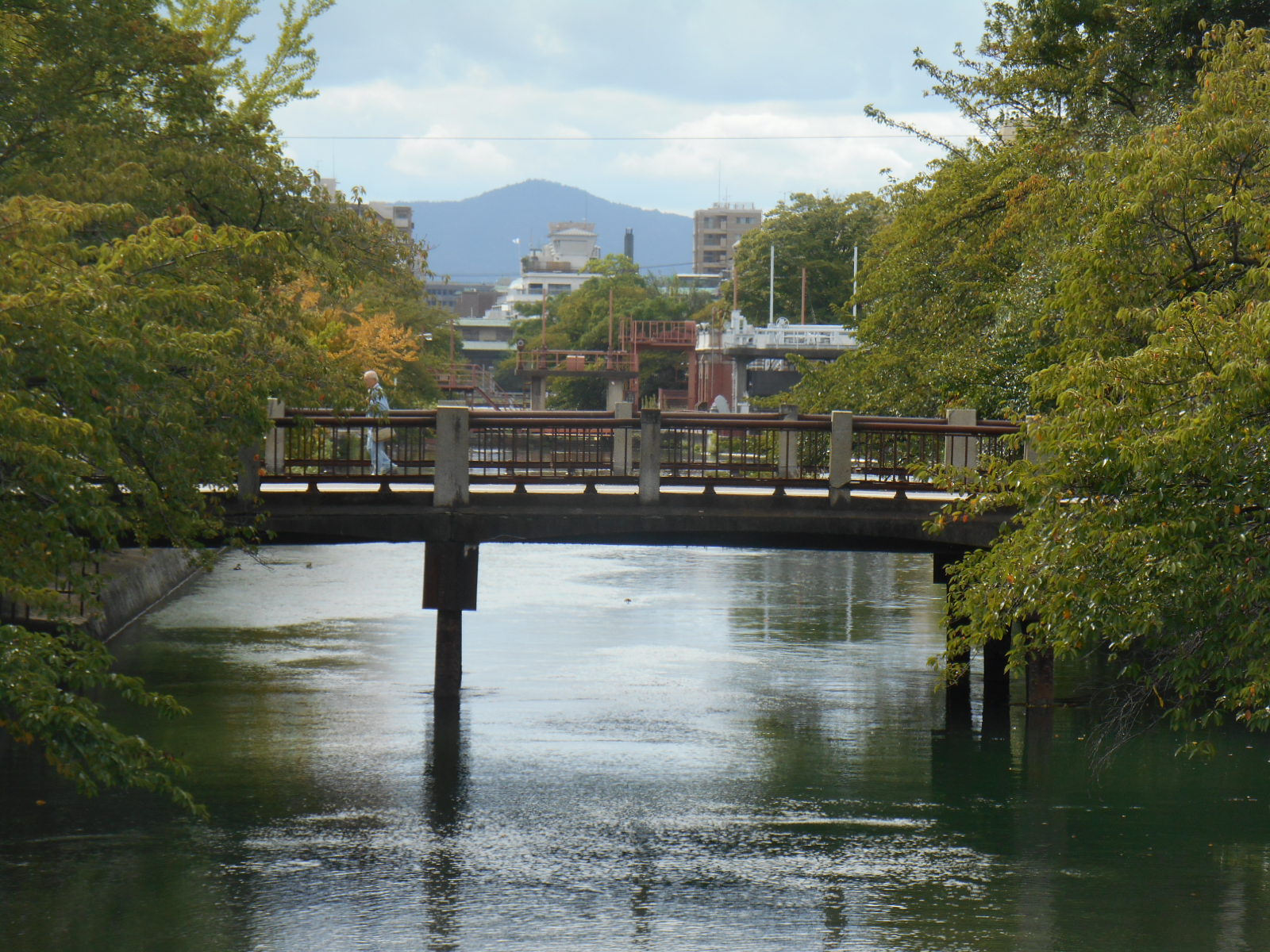 e0297347_2274545.jpg