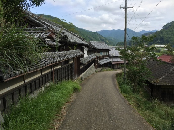 e0307890_00035403.jpg