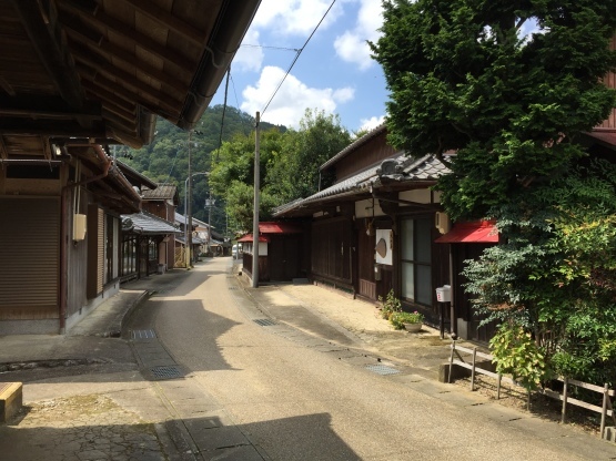 e0307890_00075336.jpg
