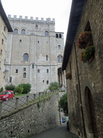 f0234936_8341187.jpg
