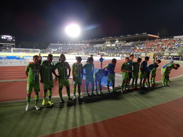 b0000829_728516.jpg