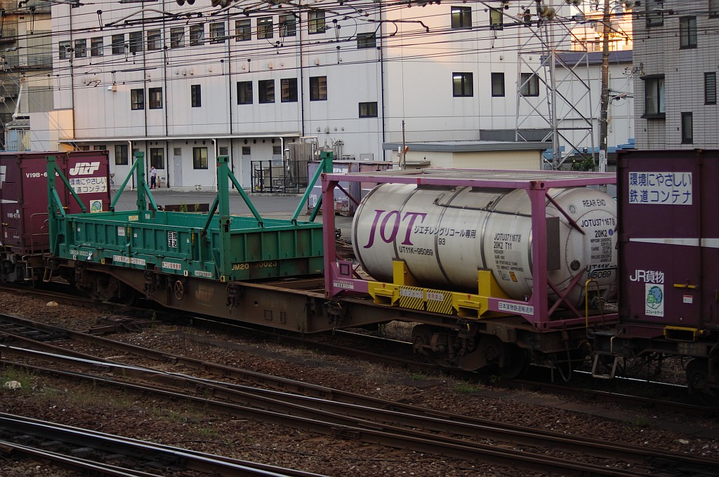 f0203926_22511466.jpg
