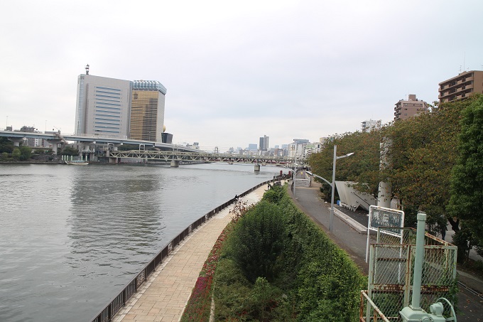 e0341417_215198.jpg