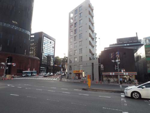 f0211178_84432.jpg