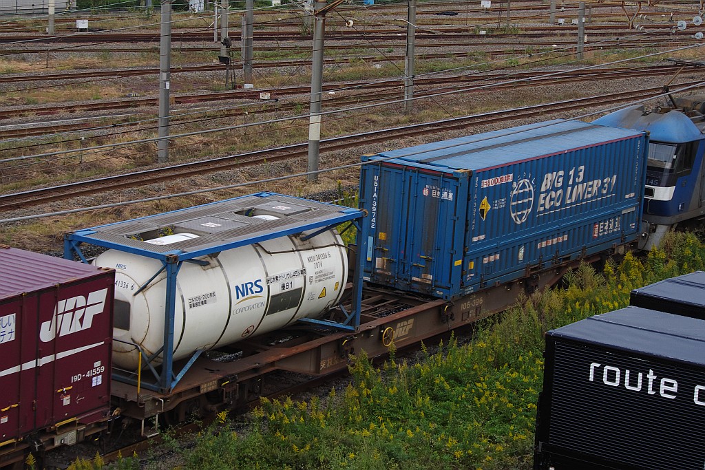 f0203926_2153856.jpg