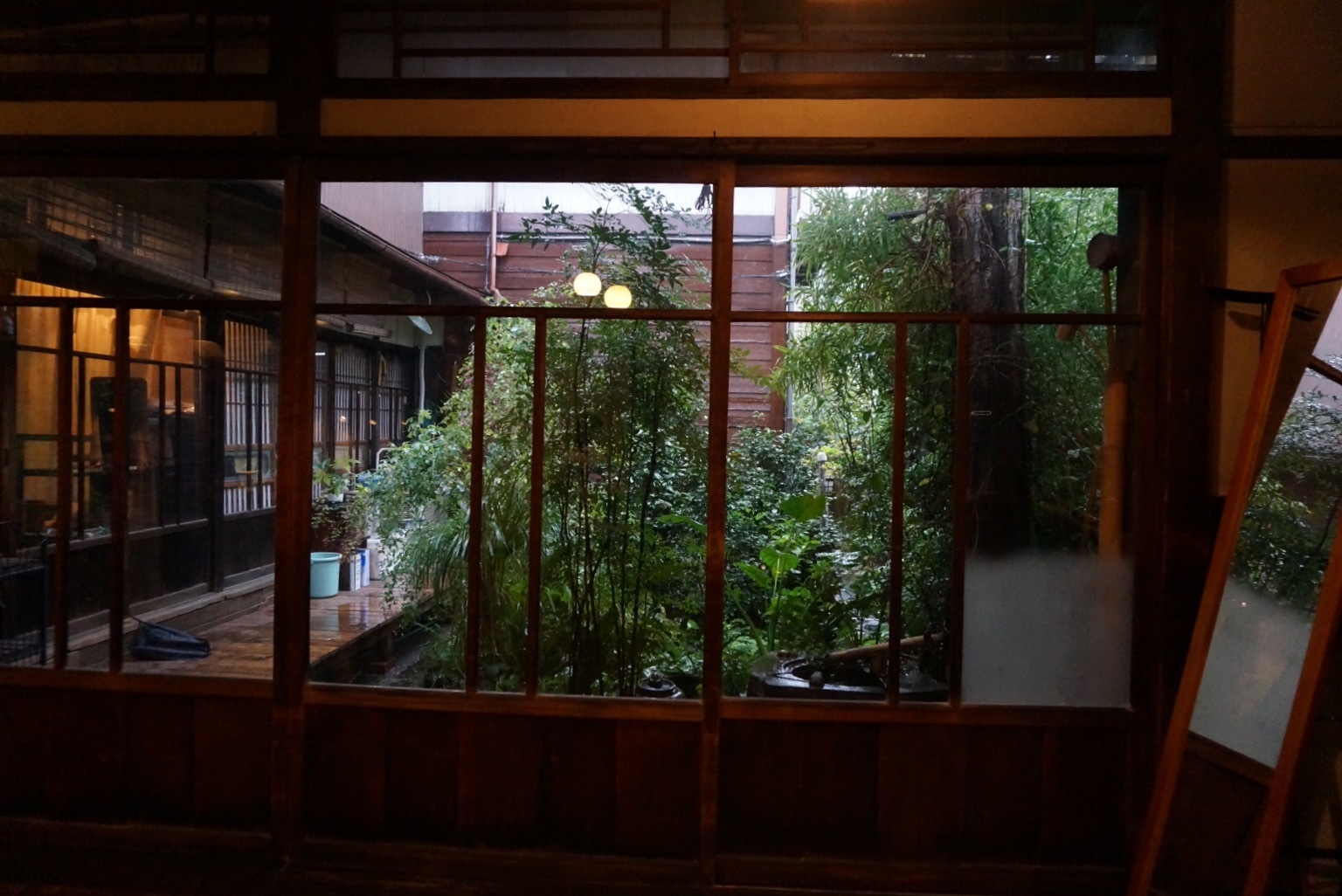 f0036603_19494365.jpeg