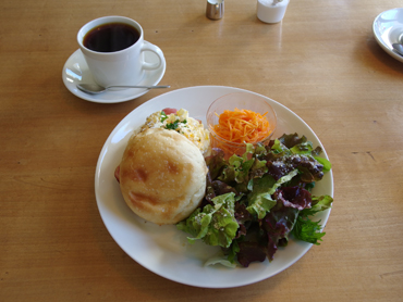 a0014840_2259516.jpg
