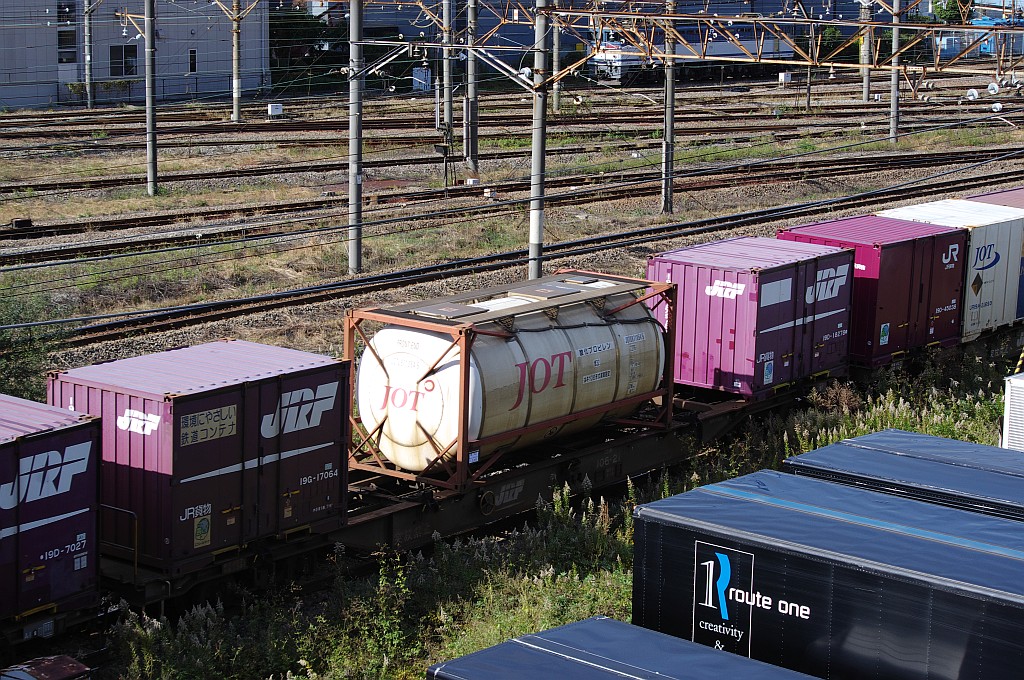 f0203926_22372868.jpg