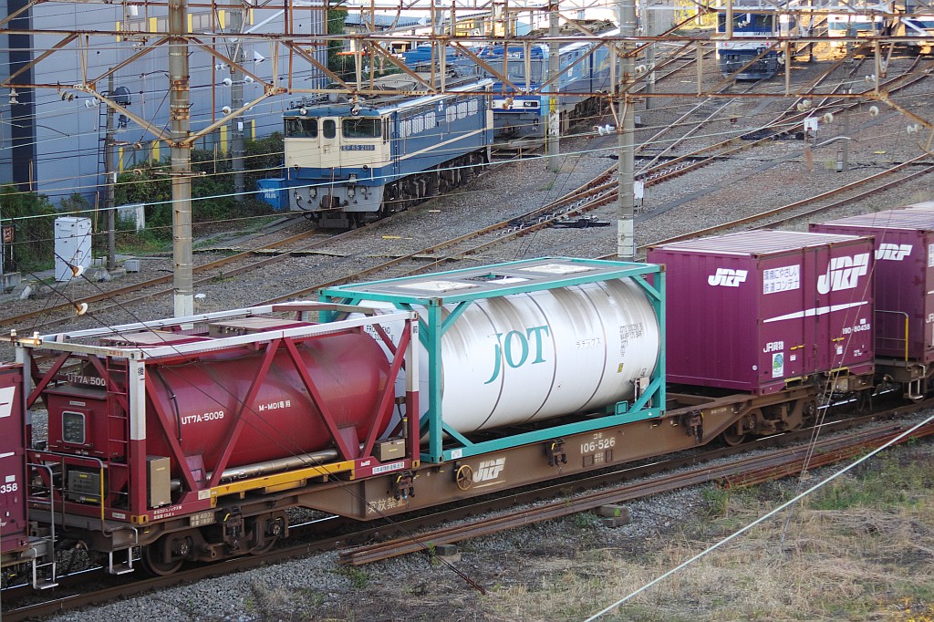 f0203926_22257100.jpg