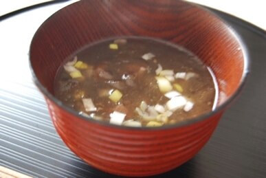 梅の酸味ととろろ昆布のとろり感は体にやさしくとってもヘルシー!