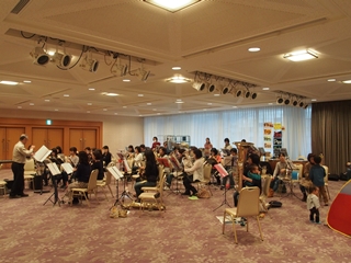 f0272200_2302657.jpg