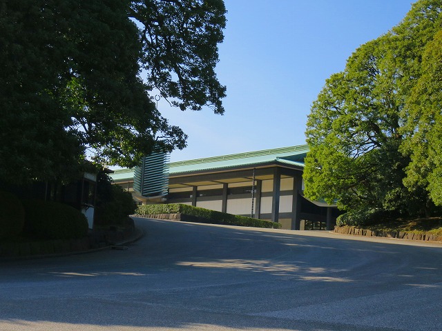 e0121110_2248541.jpg