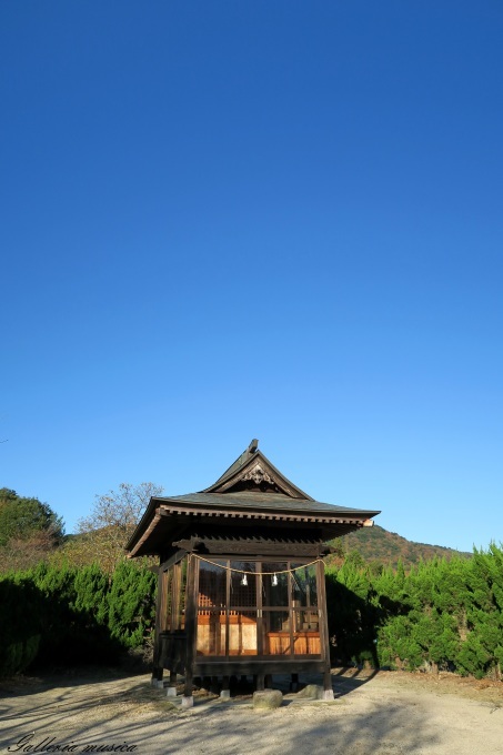 f0351853_02102177.jpg