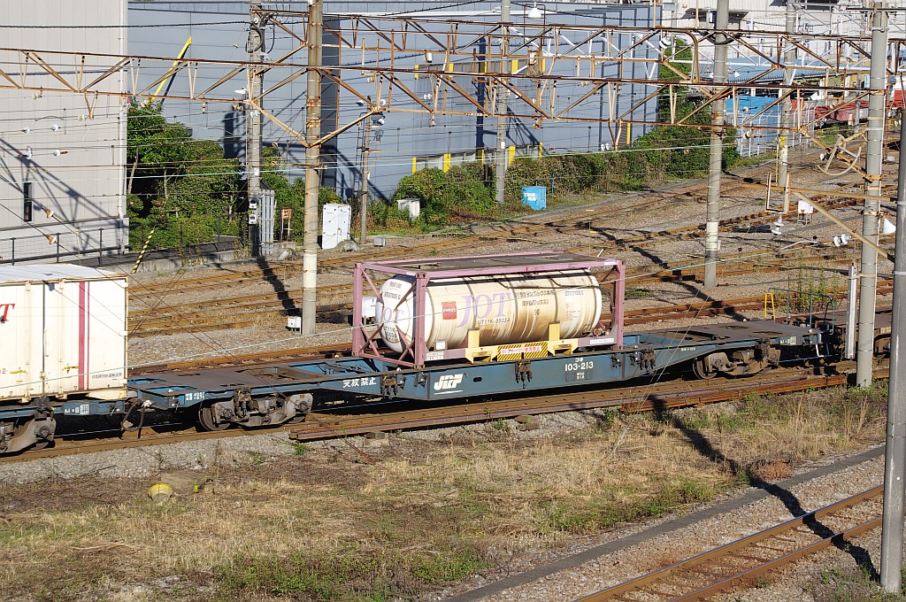 f0203926_18403893.jpg