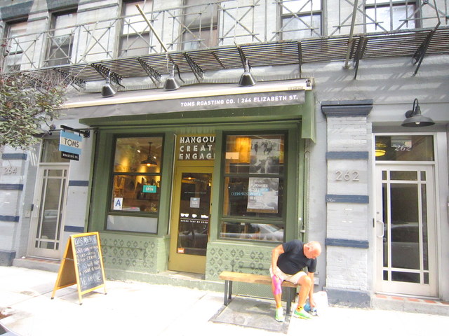 ニューヨークのカフェたち - マンハッタン編 - 天使と一緒に幸せごはん