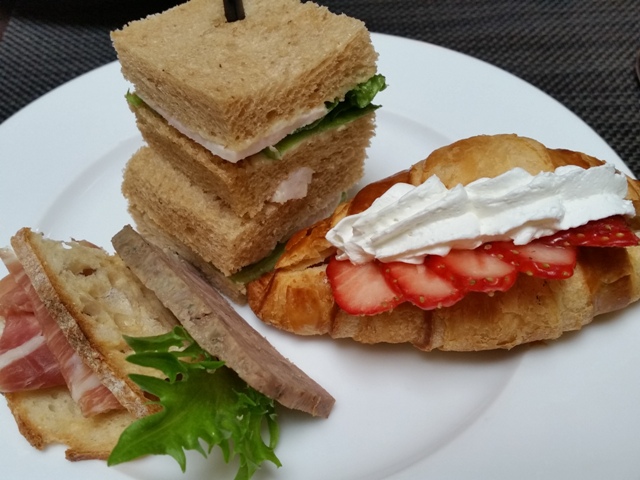 f0201054_052475.jpg