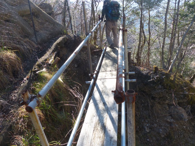 f0357487_14230100.jpg