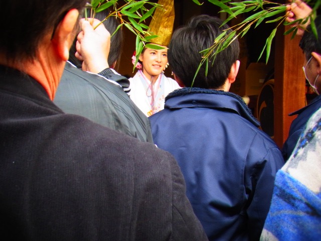 b0238760_1322291.jpg