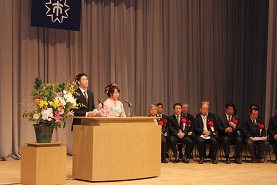 e0175370_1575682.jpg