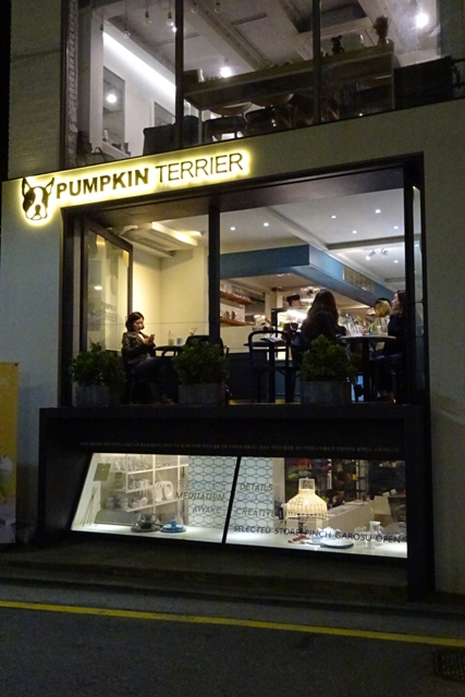 f0201054_2285451.jpg