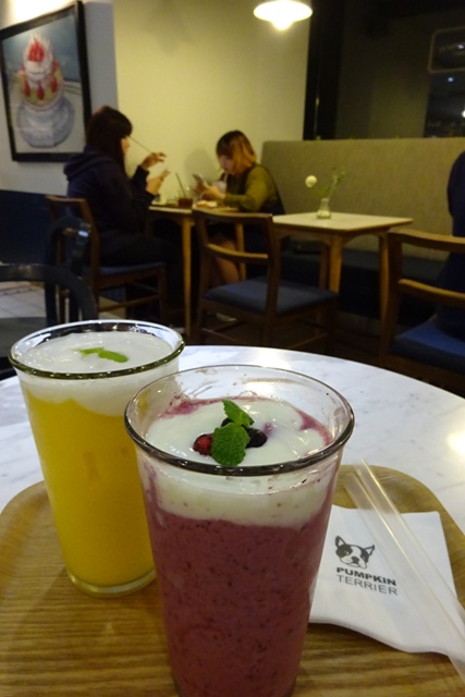 f0201054_2218189.jpg