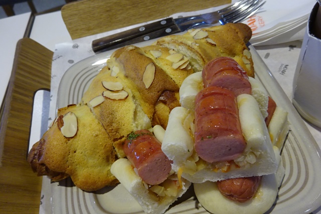 f0201054_2223869.jpg