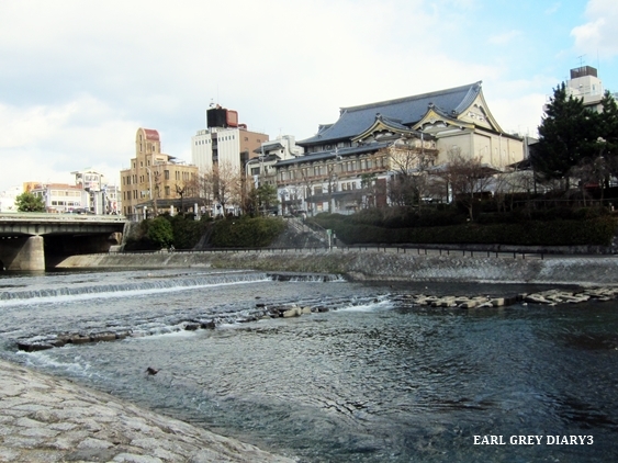 d0353281_00575238.jpg