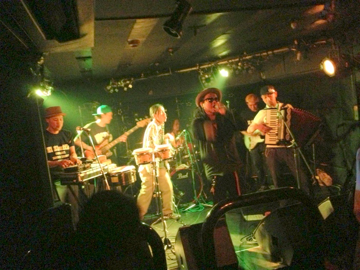 c0193109_21138.jpg