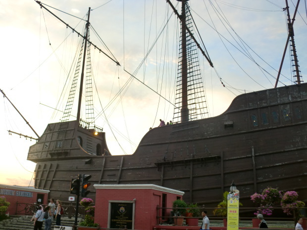 b0051052_08571784.jpg
