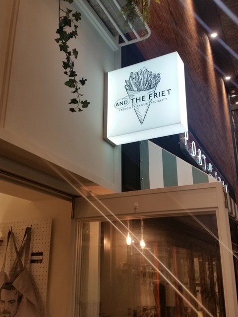 f0201054_2283480.jpg