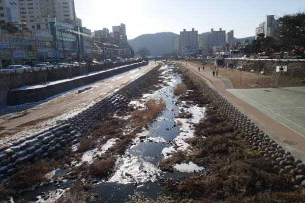 a0140305_01415716.jpg