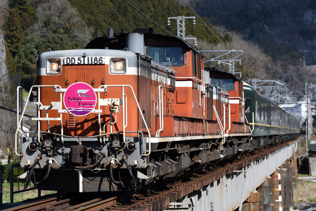 f0014380_4202010.jpg