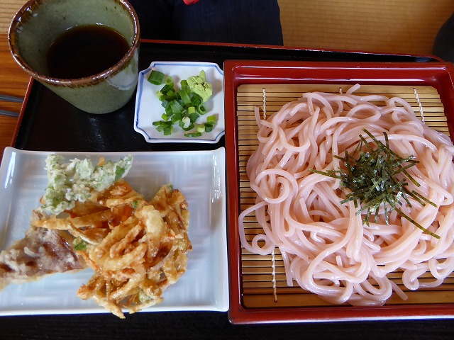 b0238886_1191934.jpg