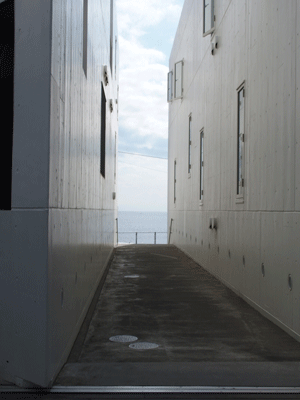 e0312121_15393036.gif