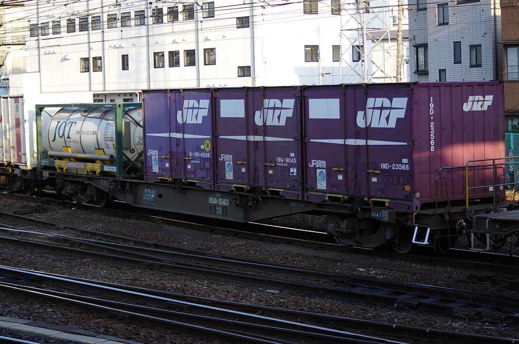 f0203926_22102952.jpg