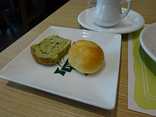 f0352712_9515610.jpg