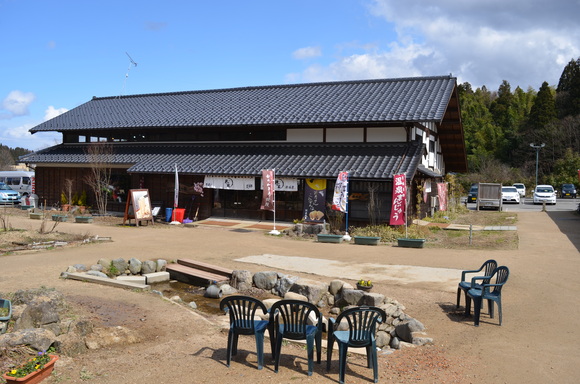 f0054556_0273448.jpg