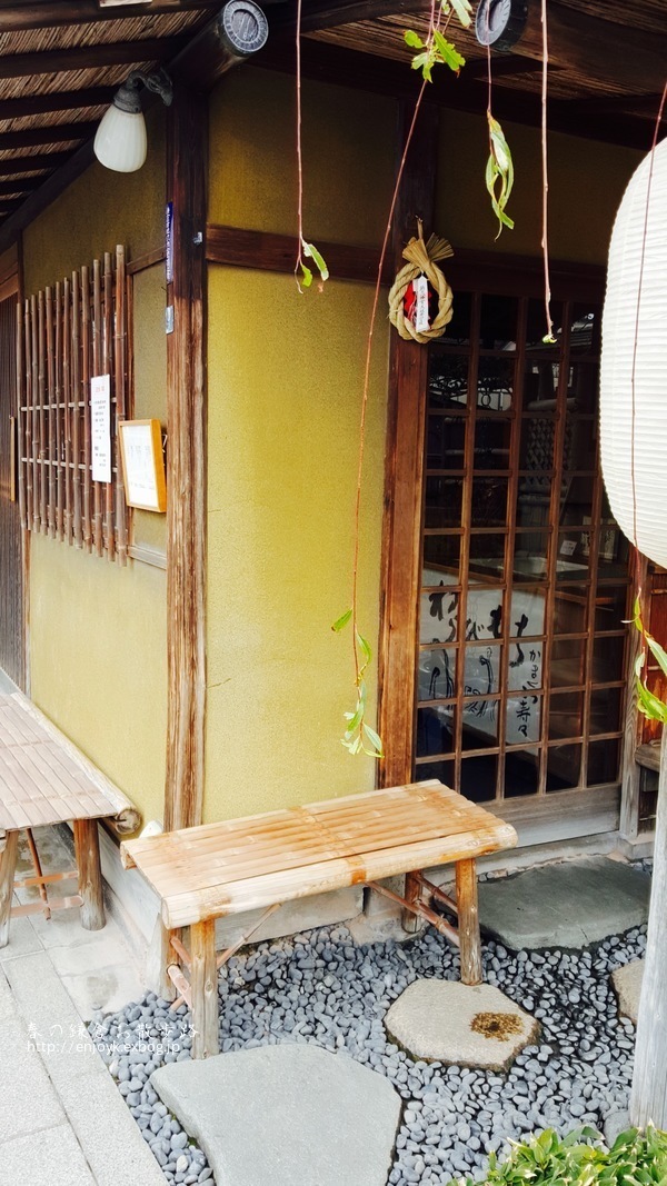 d0269832_07440129.jpeg