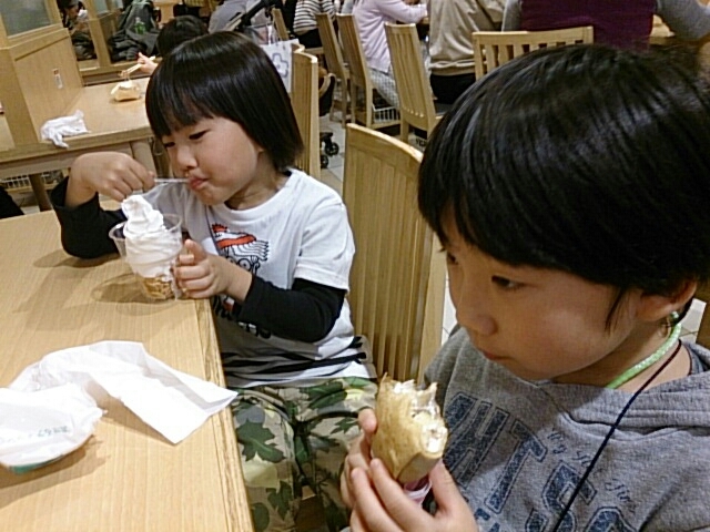 a0216805_10042684.jpg