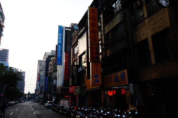 a0287336_21362834.jpg