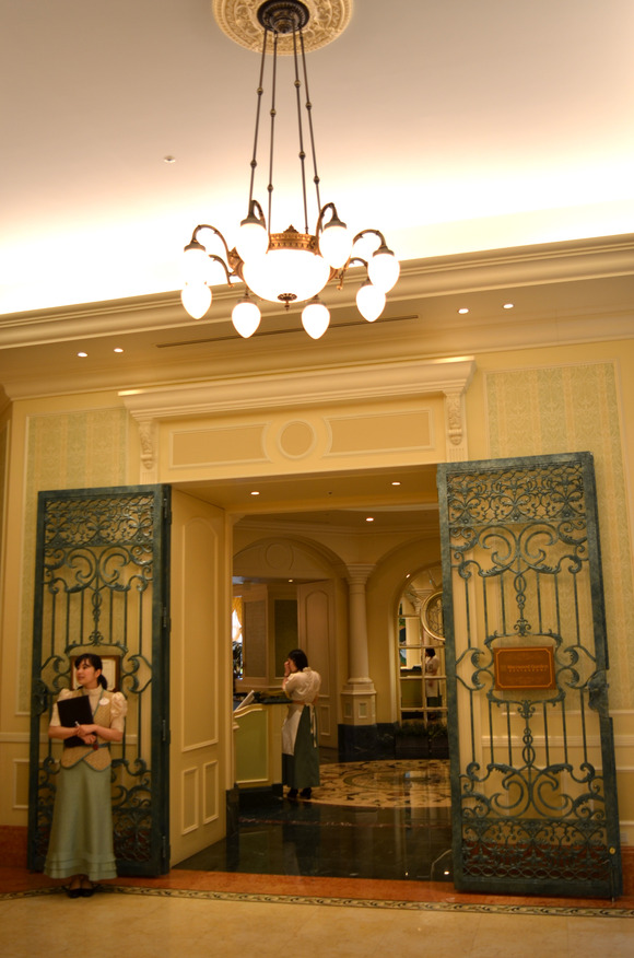 f0054556_12595910.jpg