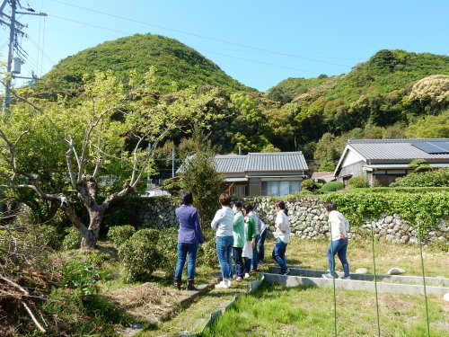 f0054677_05501022.jpg