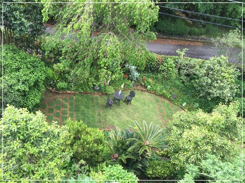b0289710_04484525.jpg