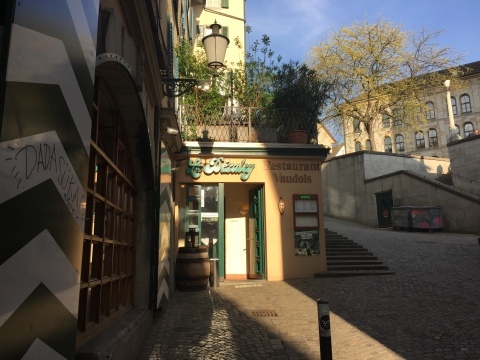 e0155643_12450596.jpeg