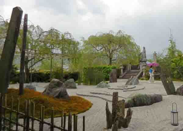 a0045381_08085643.jpg